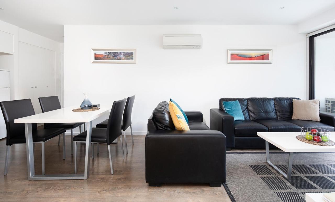 Rnr Serviced Apartments North Melbourne Exterior foto